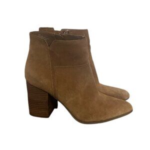 Nine West EUC Keke camel brown suede block heel almond toe zip ankle booties 8